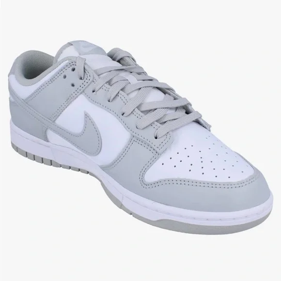 Nike Men's Gray and White Sneakers - Picture 3 of 10